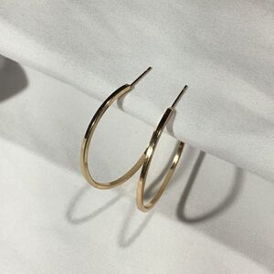 Gold Tone Hoops (UC3)